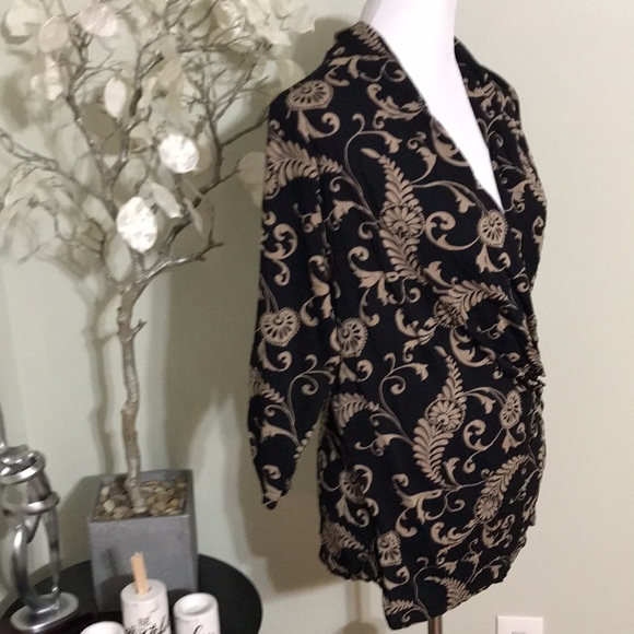 KAREN KANE FRONT WRAP TOP - Picture 3 of 5